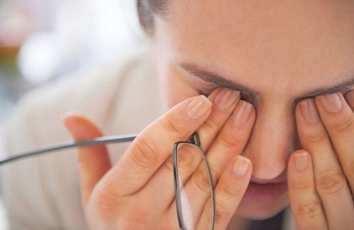 Tác hại của việc mổ mắt cận thị ai cũng cần biết